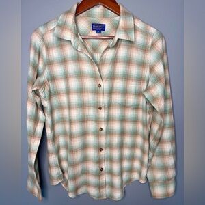 Pendleton Women’s Boyfriend Double-Brushed 100% Cotton Flannel | Size Medium
